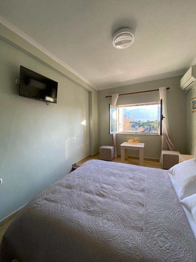 Central Park Rooms Tirana Exterior photo