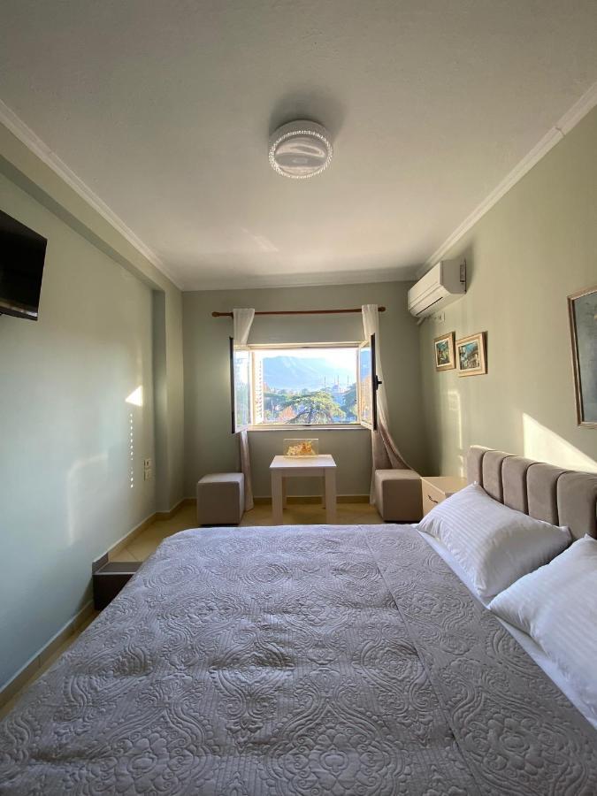 Central Park Rooms Tirana Exterior photo