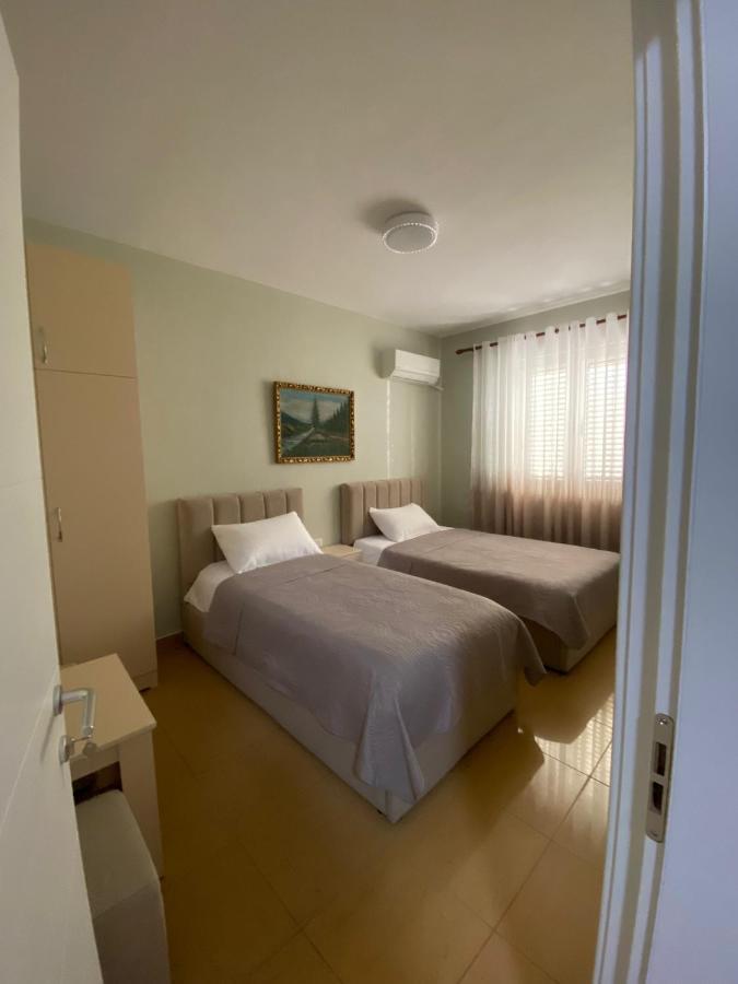 Central Park Rooms Tirana Exterior photo