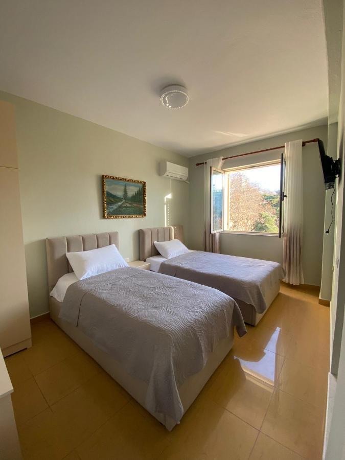Central Park Rooms Tirana Exterior photo